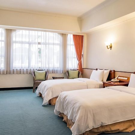 East Coast Hotel Kota Hualien Bagian luar foto