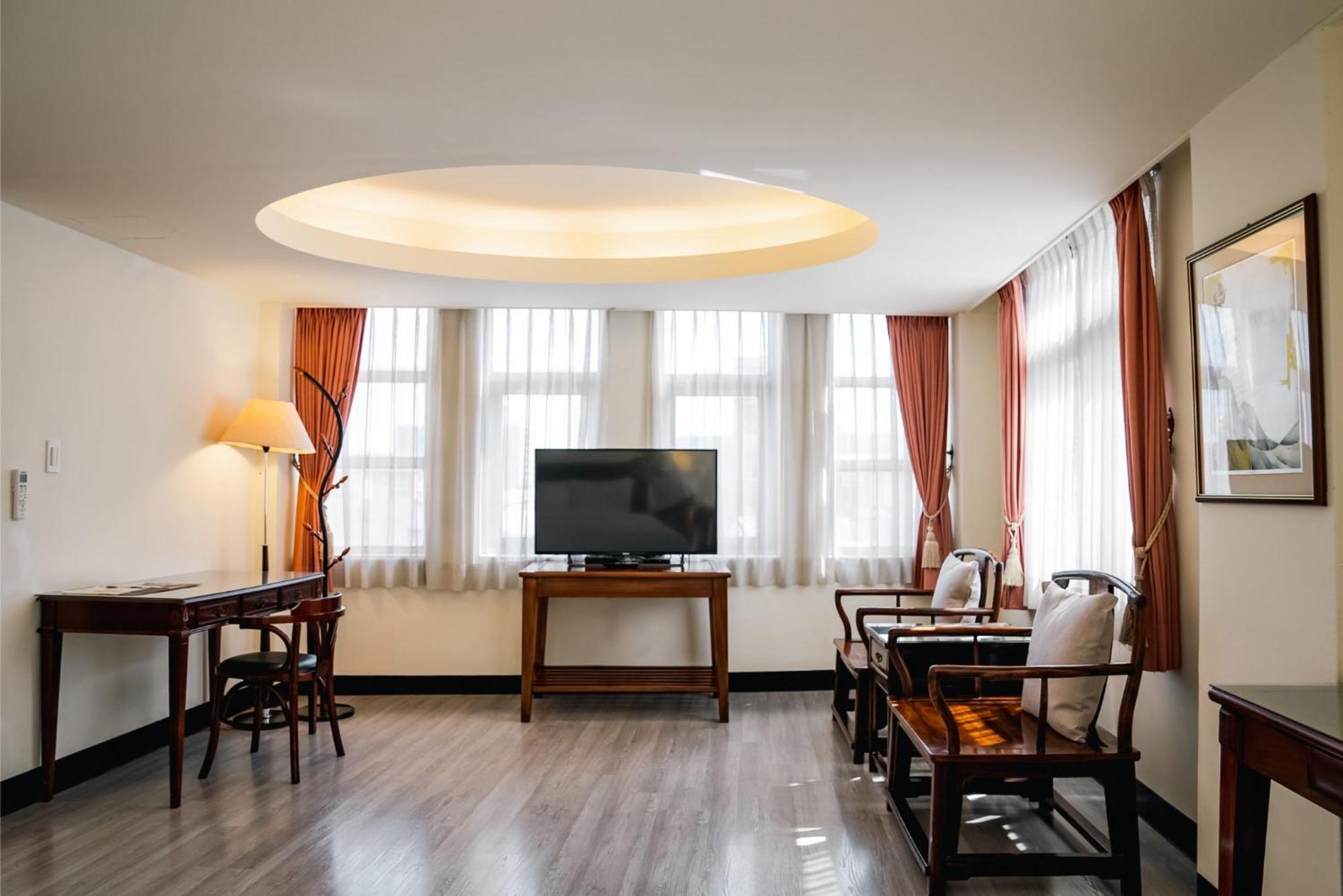 East Coast Hotel Kota Hualien Bagian luar foto