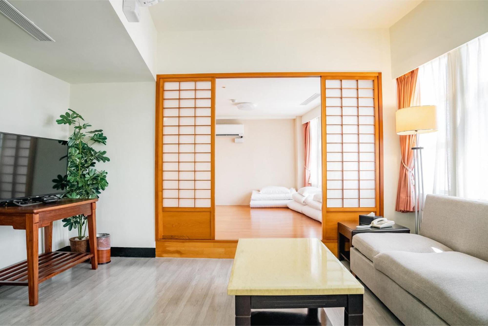 East Coast Hotel Kota Hualien Bagian luar foto