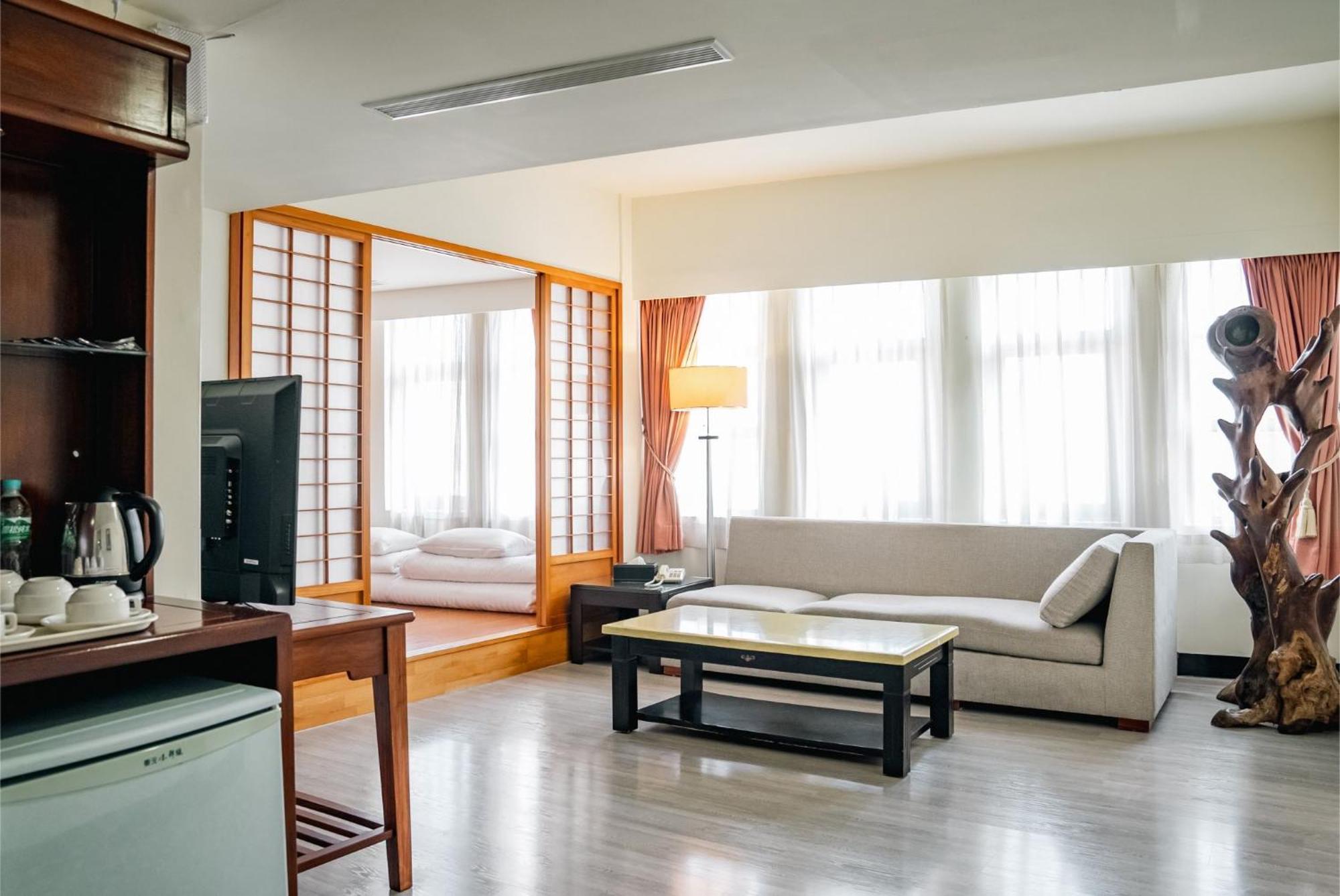 East Coast Hotel Kota Hualien Bagian luar foto