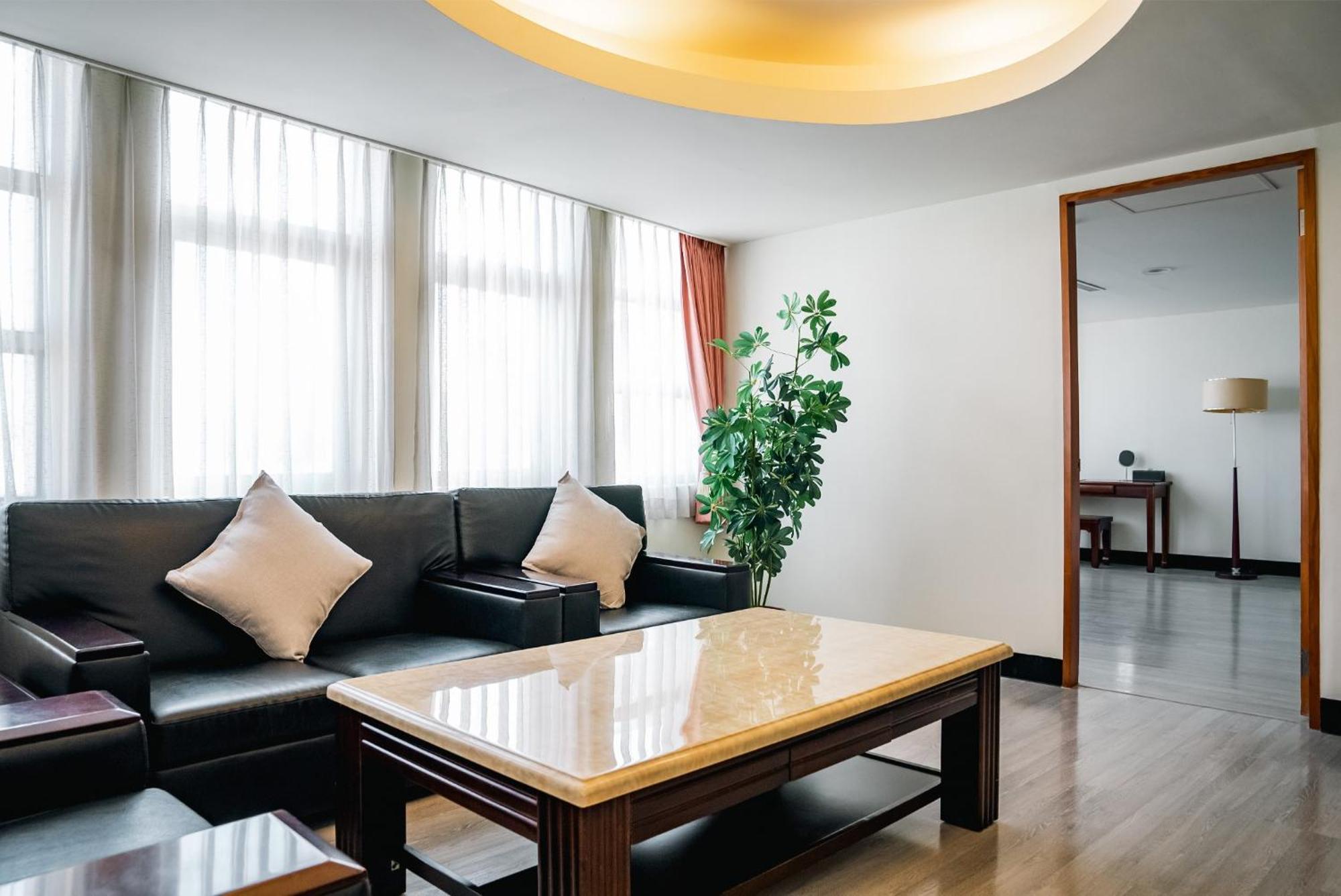 East Coast Hotel Kota Hualien Bagian luar foto