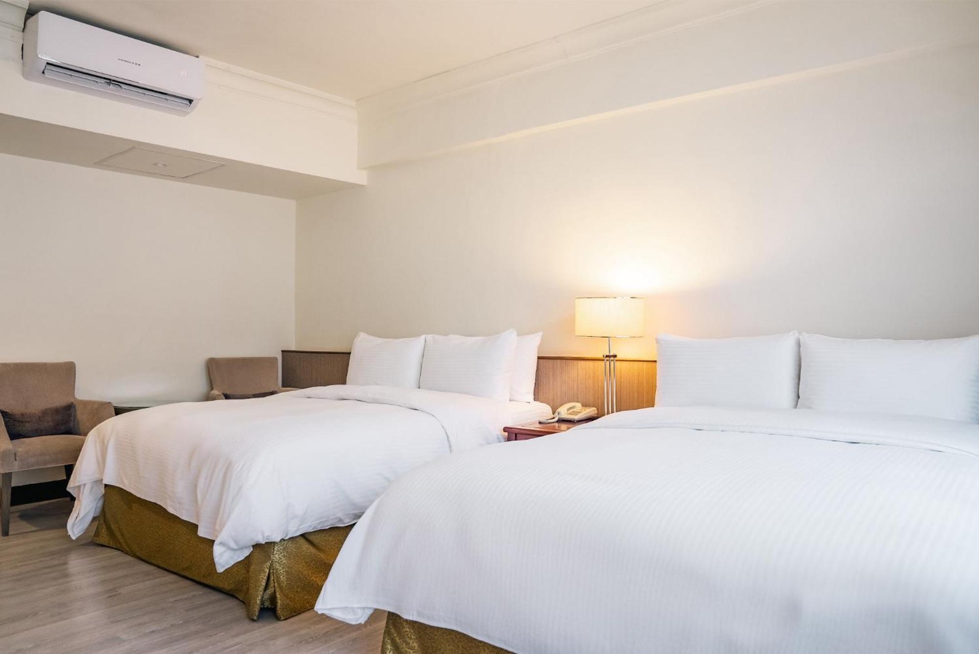 East Coast Hotel Kota Hualien Bagian luar foto