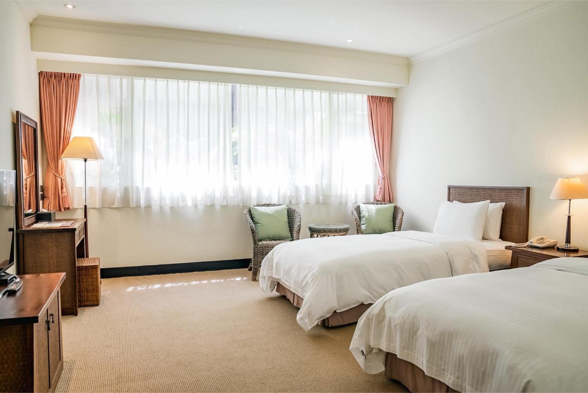 East Coast Hotel Kota Hualien Bagian luar foto